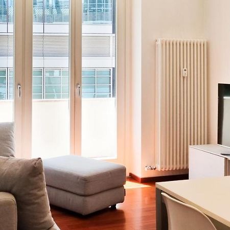 Joivy Superb Flat, 2 Balconies & Skyscrapers View Daire Milano Dış mekan fotoğraf
