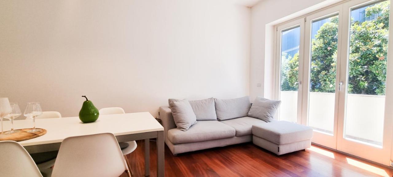 Joivy Superb Flat, 2 Balconies & Skyscrapers View Daire Milano Dış mekan fotoğraf