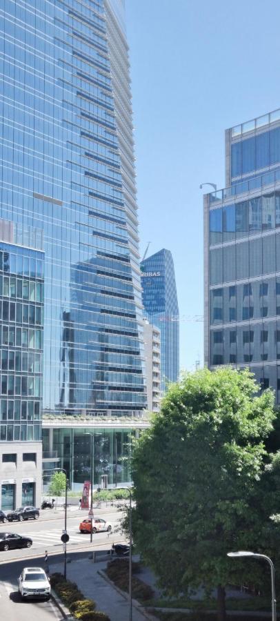 Joivy Superb Flat, 2 Balconies & Skyscrapers View Daire Milano Dış mekan fotoğraf